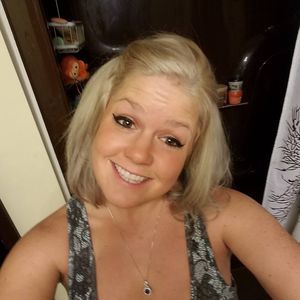 Meet your Posher, Steph