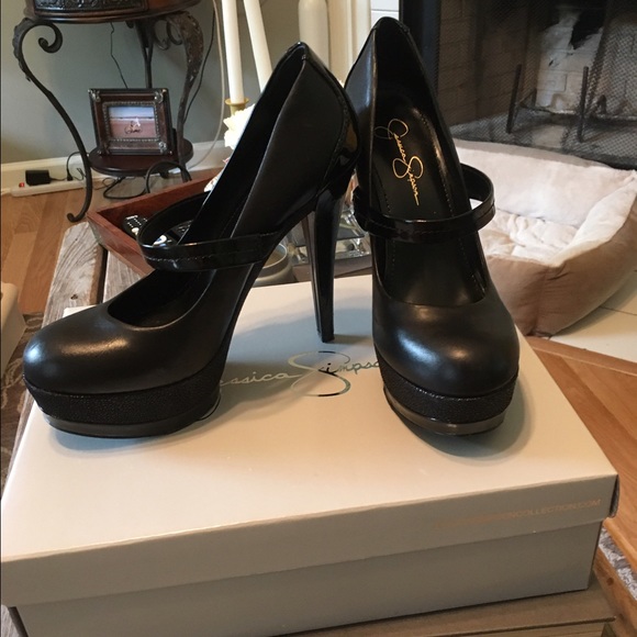 Jessica Simpson 4 inch Heels