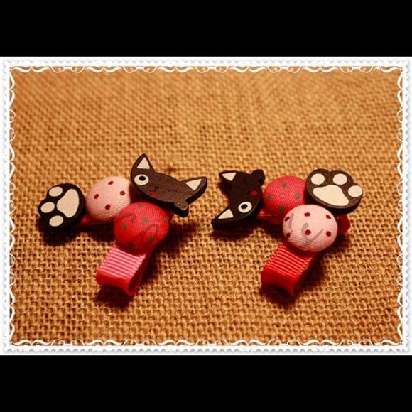 NWT! Alligator hair clips