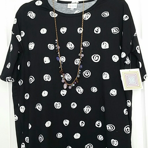 *FINAL PRICE DROP!* NWT LULAROE XXS Irma Black Dot