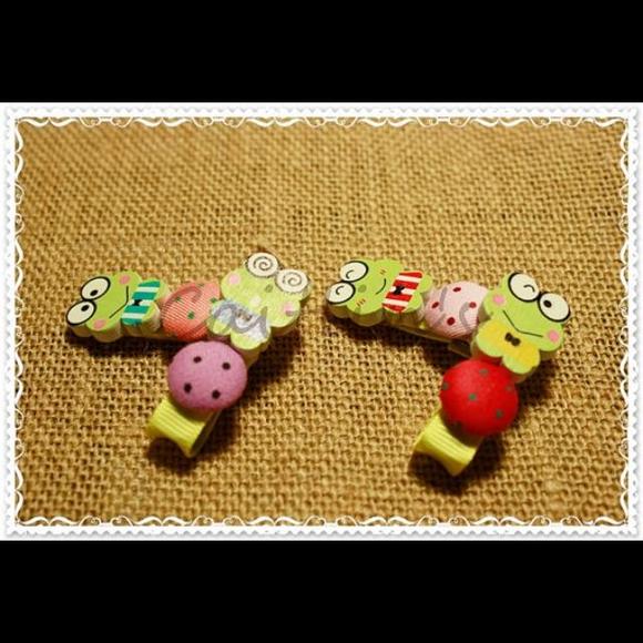 NWT! Alligator hair clips