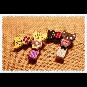 NWT! Alligator hair clips