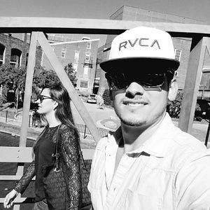 Meet your Posher, Eduardo