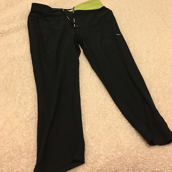Dri fit Nike running Capri