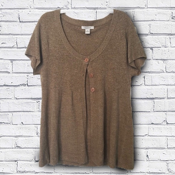 Short sleeve cardigan