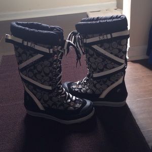 Coach boots