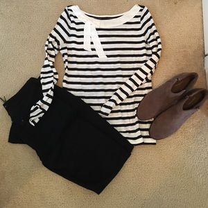 LOFT black and white striped bow top