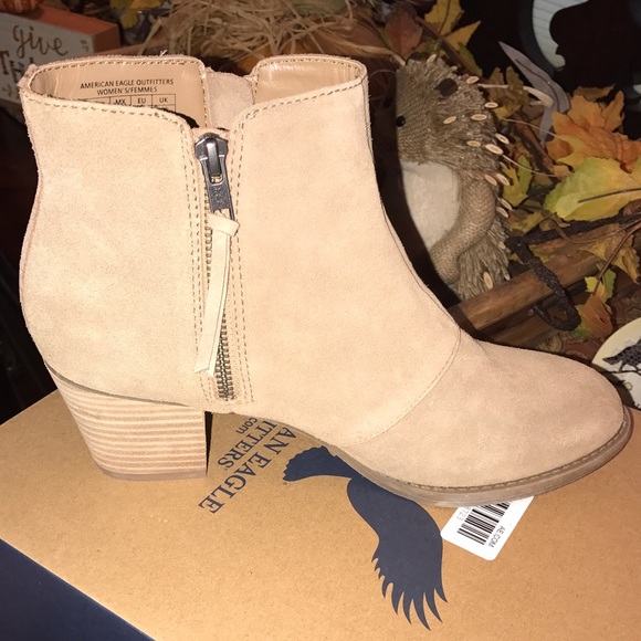 American Eagle Outfitters Shoes - NWT Tan Suede Boots / Booties Great Xmas Gift!