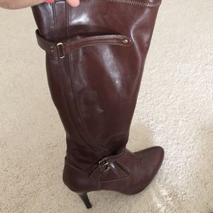 Brown boots