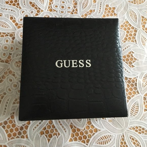 Guess box 📦