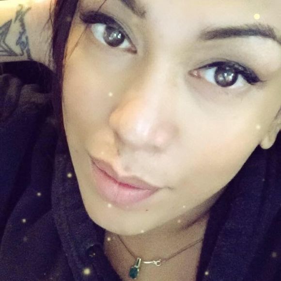 Meet your Posher, Raine