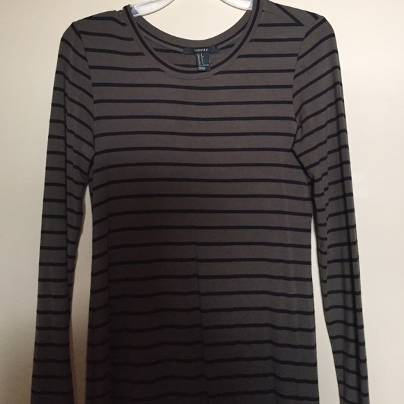 F21 long-sleeves t-shirt dress - Picture 2 of 4