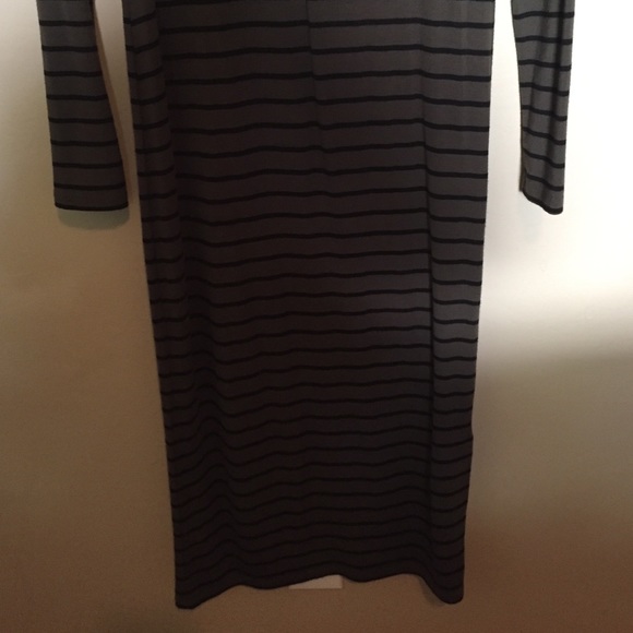 F21 long-sleeves t-shirt dress - Picture 3 of 4