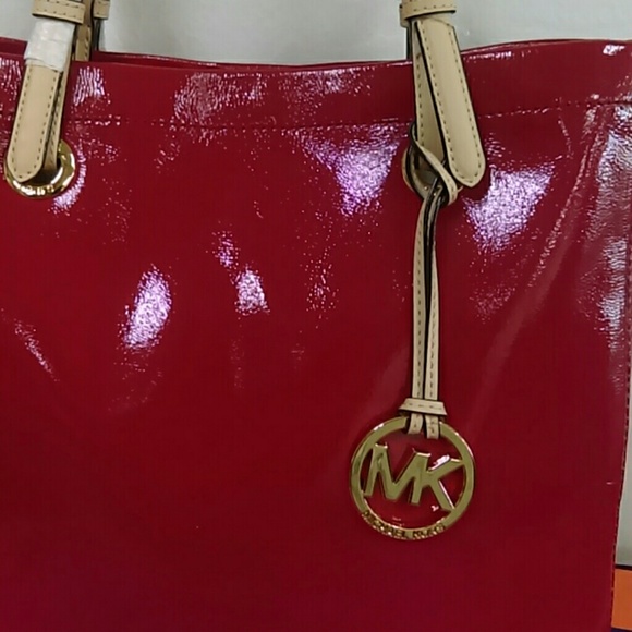 XX SOLD IN STORE XX Michael Kors Red Patent JS - Picture 2 of 4