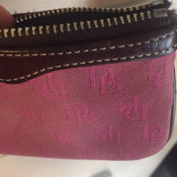 Dooney & Bourke coin bag