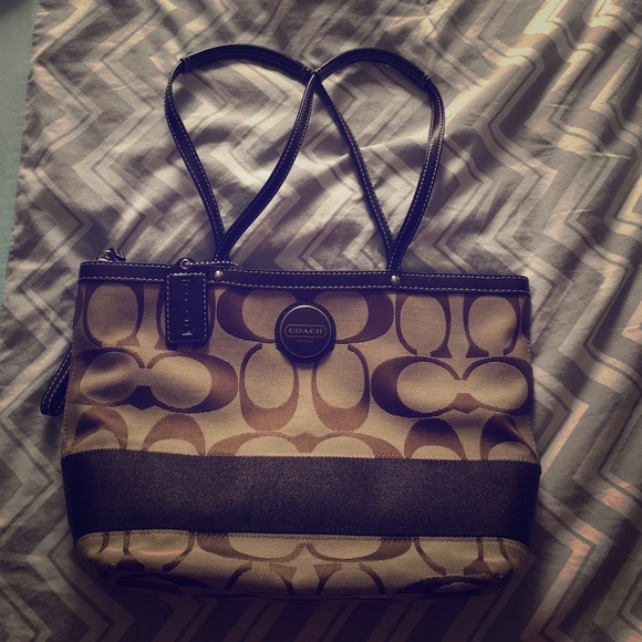 Coach bag for sale