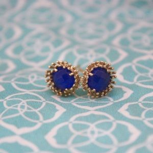 Kendra Scott Carly stud earrings