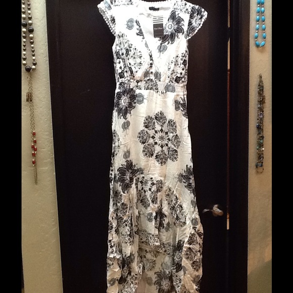 Boho Maxi Dress - Picture 2 of 3