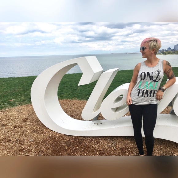 On Lake Time tank top (gray) - Picture 2 of 4