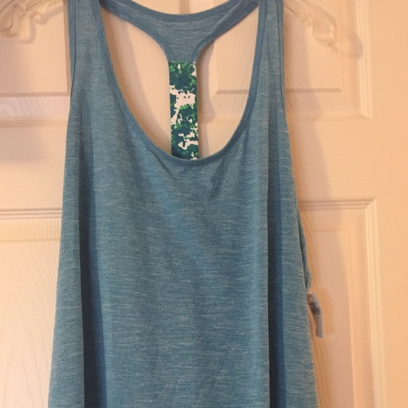 Brand New Old Navy workout Shirt