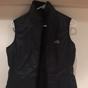 North face women's reversible black vest