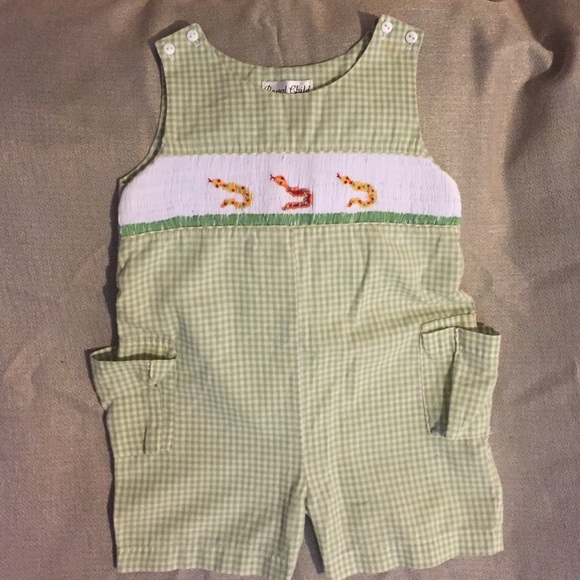 Boys 18 month Royal Child Smocked Shortall - Picture 1 of 2