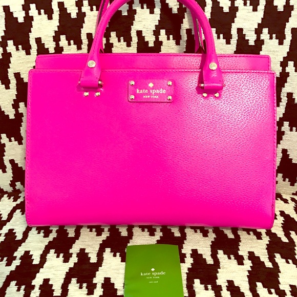 ♠️ Kate Spade Pink Wellesley Durham Bag ♠️