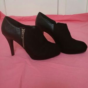 Impo black faux suede & faux leather shoe bootie