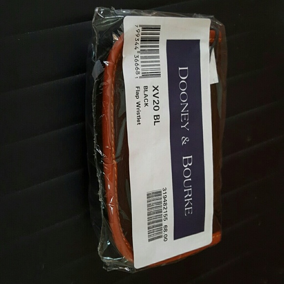 Brand name Dooney & Bourke - Picture 2 of 2