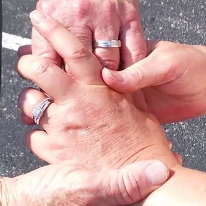 Meet your Posher, Deborah