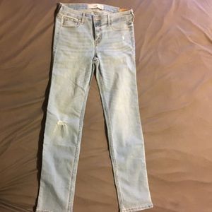 light wash hollister skinny jeans