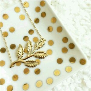 🌿 Gold Autumn Leaf Necklace 🌿