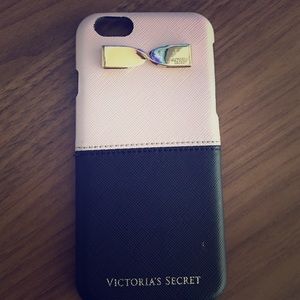 Victoria's Secret iPhone 6/6s case