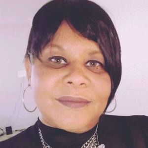 Meet your Posher, Aliya