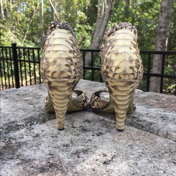 Be&D Python Ruffle D'orsay Pumps - Picture 3 of 4