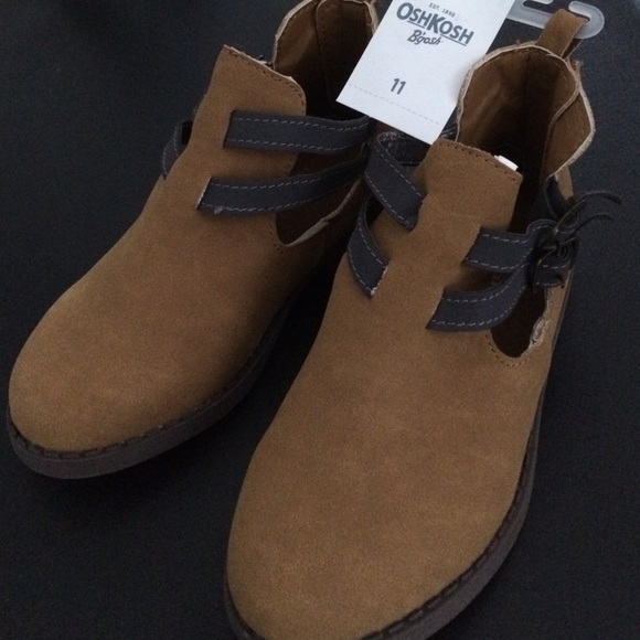 Girls 11 faux suede boots