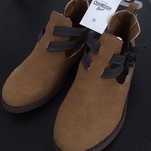 Girls 11 faux suede boots