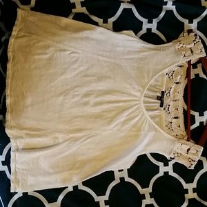 Womens  sleeveless top