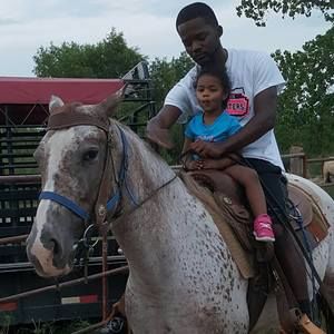 Meet your Posher, Elijah