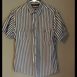 Perry Ellis Short Sleeve Button Down