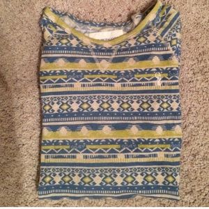 Obey size Medium pullover sweater