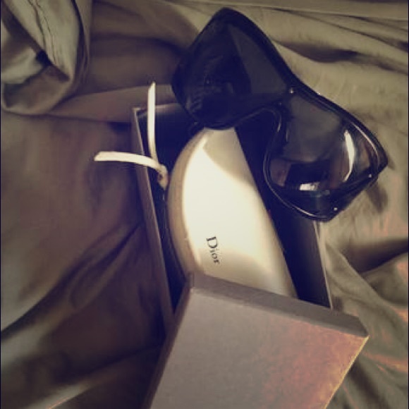 Dior on the rocks sunglasses