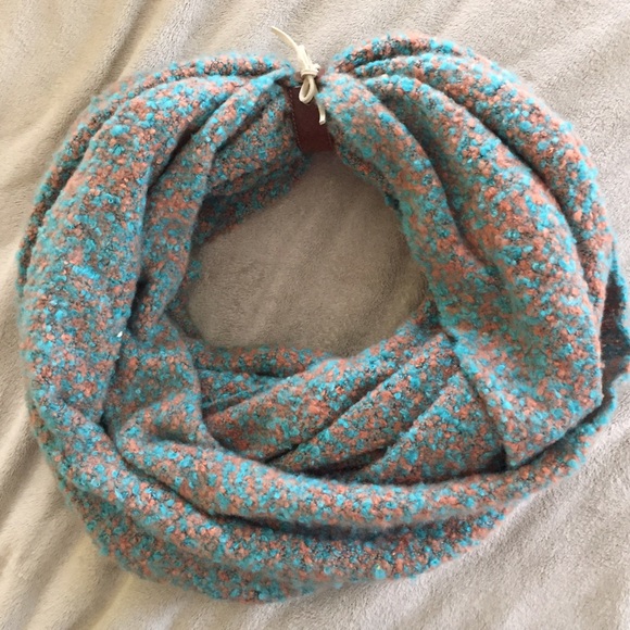 Three Bird Nest Accessories - NWOT Three Birds Nest infinity scarf