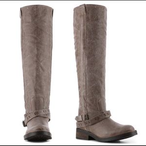 NWOB Steve Madden Maddock Grey Riding Boot