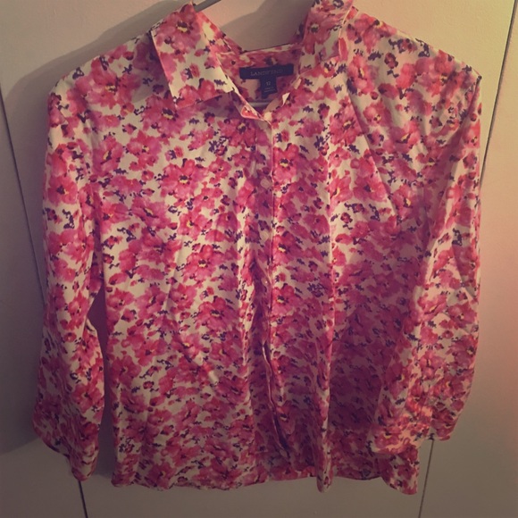 Long sleeve floral shirt🌸🌸