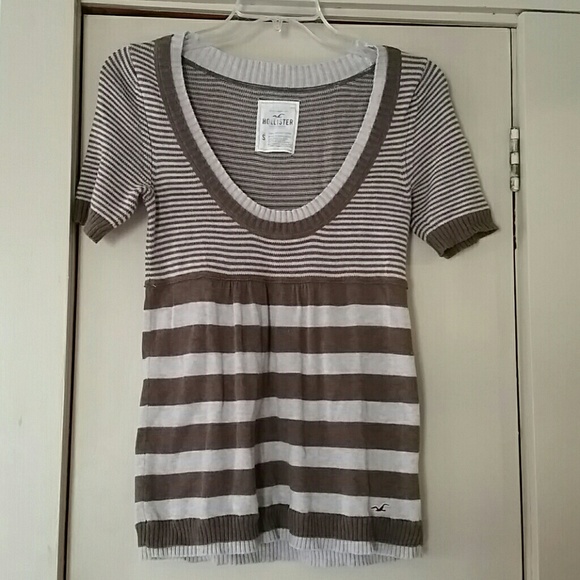 Hollister short sleeve sweater