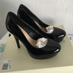 Lauren Conrad pumps
