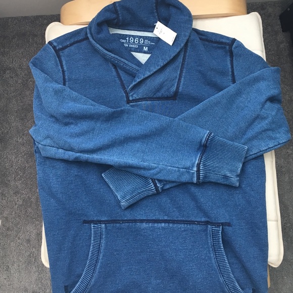 Gap Hoodie
