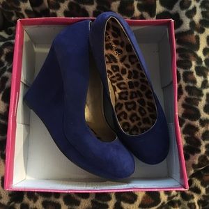 🔷Qupid Royal Blue Suede Wedges🔷