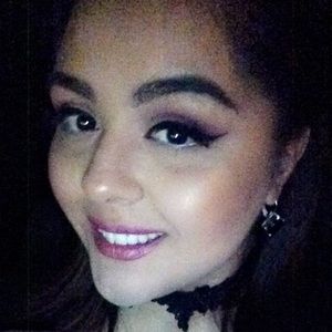 Meet your Posher, Carolyn